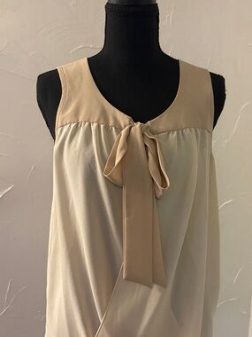 Forever 21 Beige and Cream Sleeveless Tie-Front Blouse